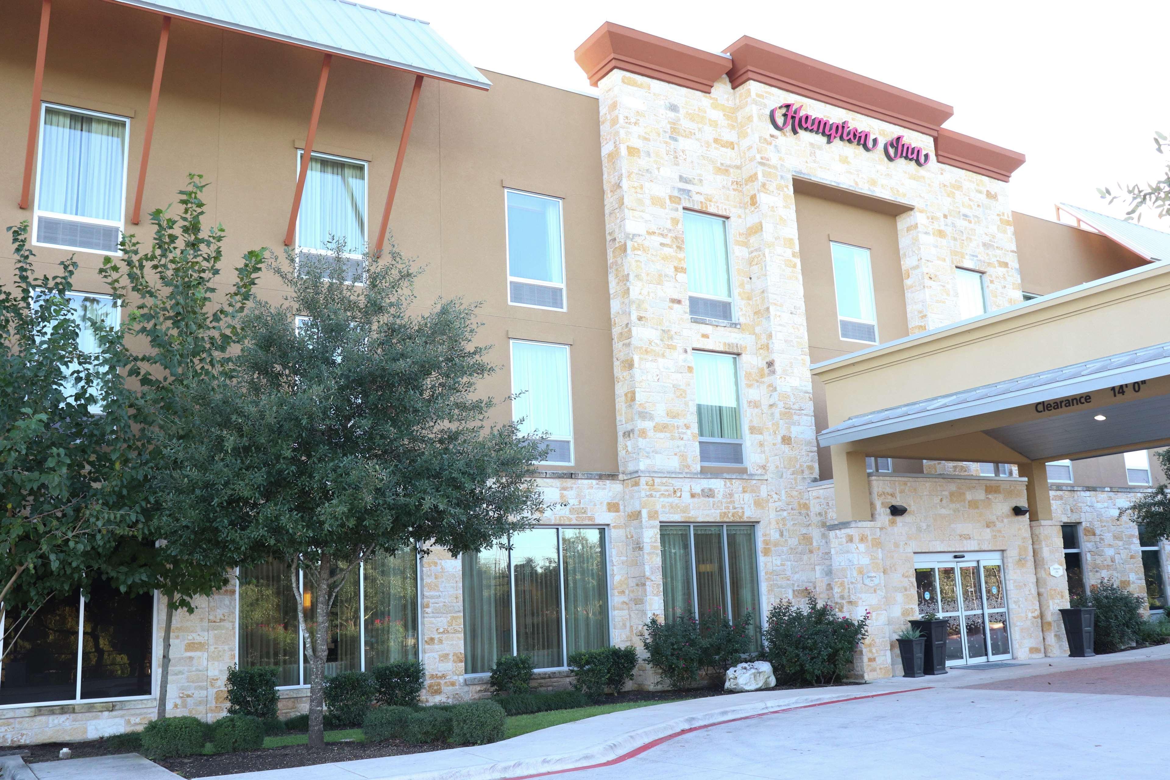 Hotel Hampton Oak Hill 3*